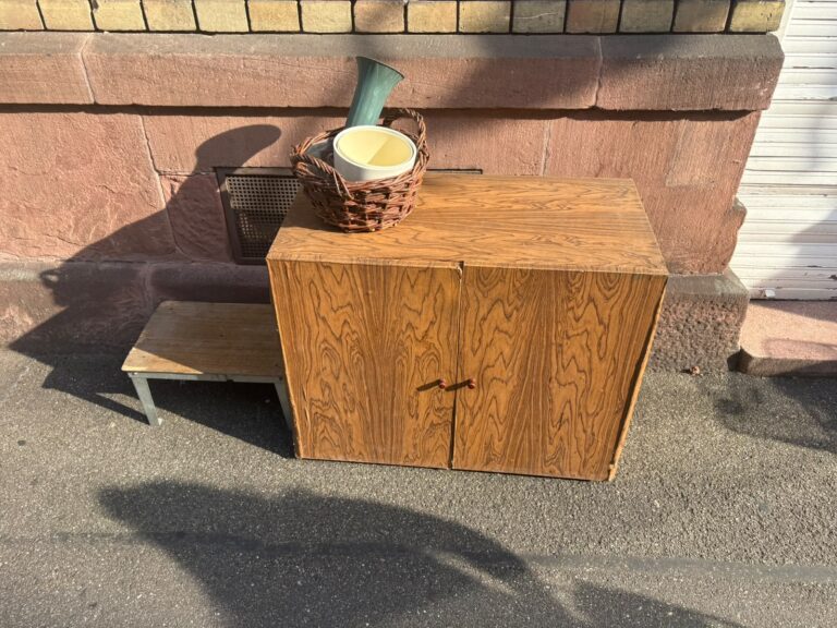 Our First Experience With Sperrmüll in Germany: Finding Hidden Treasures in Other People’s “Waste”